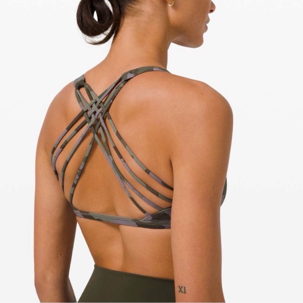 Lululemon Free To Be Bra *Wild Size 6 Incognito Camo